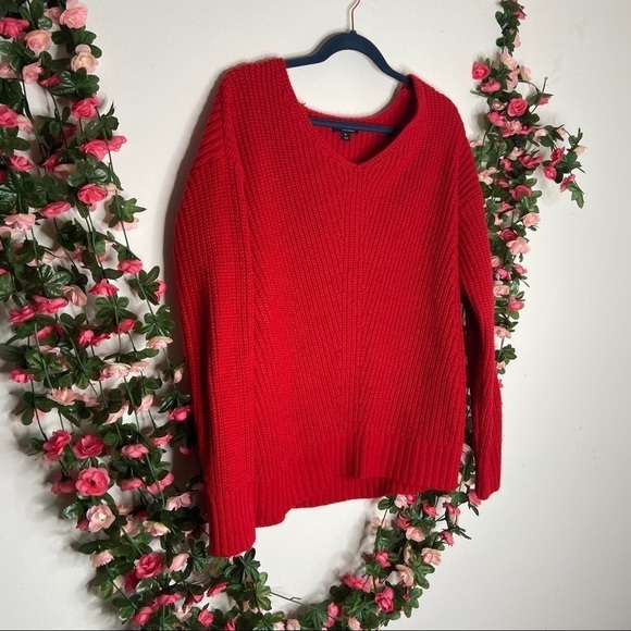 A New Approach a.n.a Red V-Neck Crochet Pattern Knit Sweater Long Sleeve Medium - Picture 2 of 7